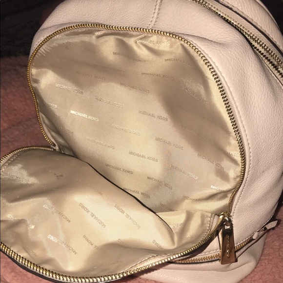 Michael Kors backpack - Picture 8 of 8